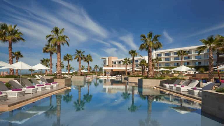 Hyatt-Place-Taghazout-Bay-P074-Outdoor-Swimming-Pool