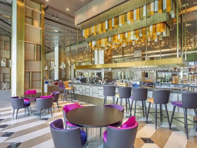 420-cullinan-belek-lobby-bar_standard