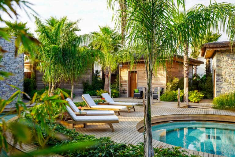RegnumTheCrown_Amber_SPA-Outdoor_Area-3
