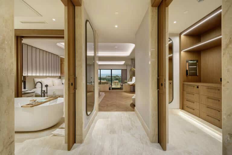 Regnum_The_Crown_Seascape_Suite (6)