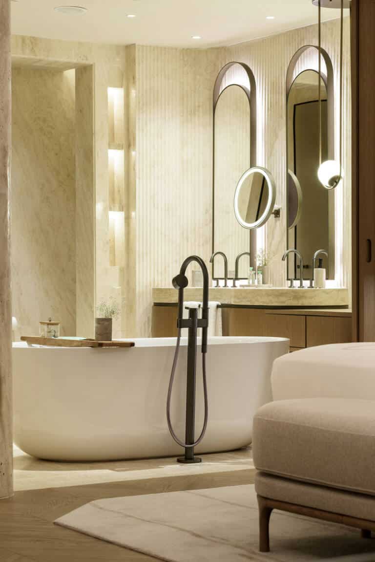 Regnum_The_Crown_Seascape_Suite (9)
