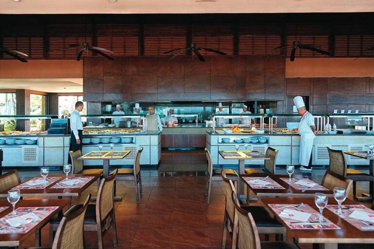 restaurante-riu-tikida-beach