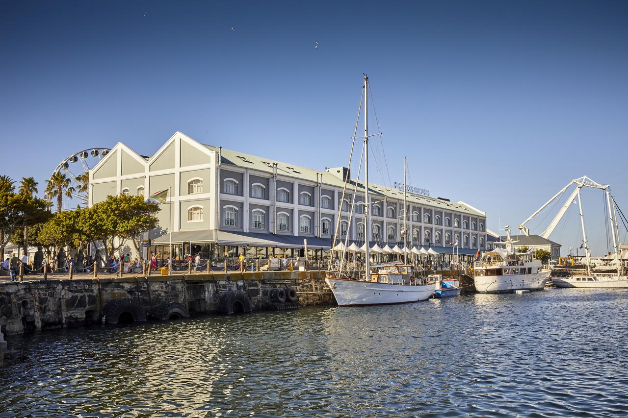 Victoria & Alfred Hotel at the V&A Waterfront in Cape Town with views of Table Mountain